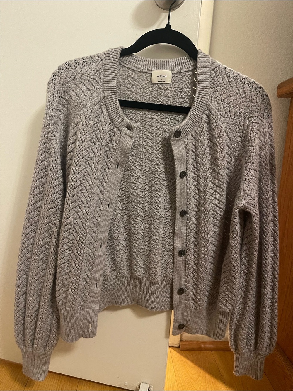 Aritzia Wilfred Cardigan